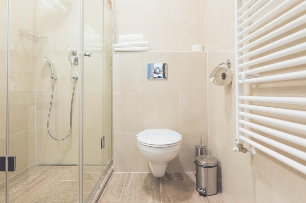 Smart Htl Hotel Korosladany Exterior photo